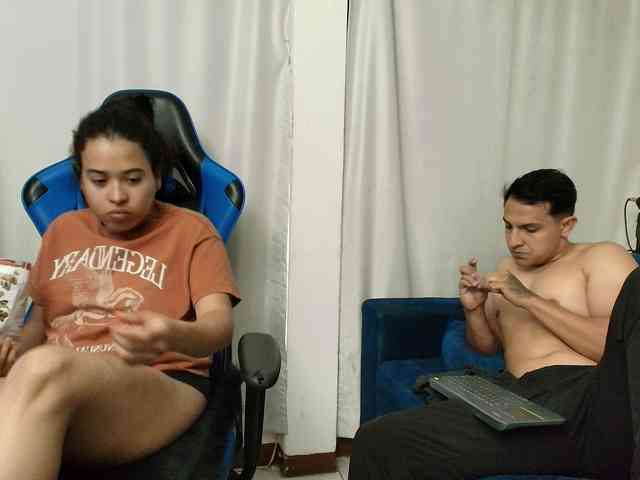 couplee-horny webcam