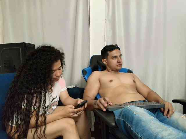 couplee-horny webcam