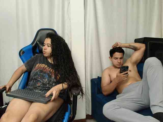 couplee-horny webcam