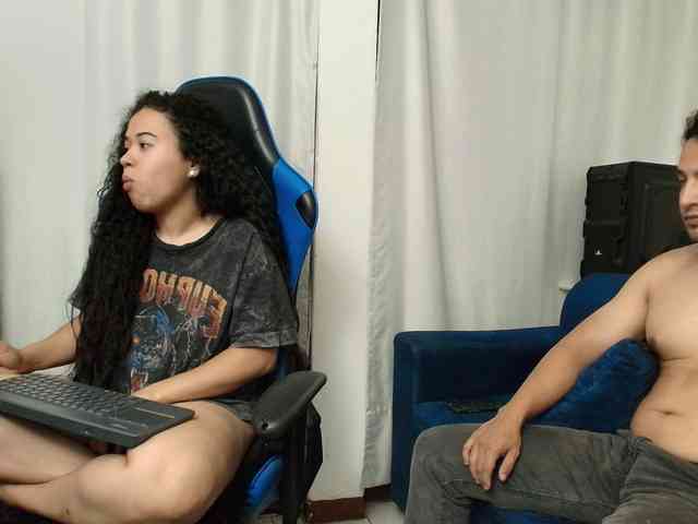 couplee-horny webcam