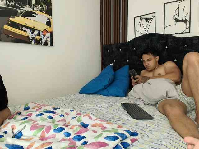 couplee-horny webcam
