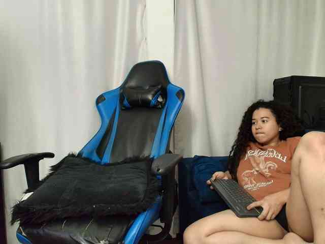couplee-horny Sex Cam Show