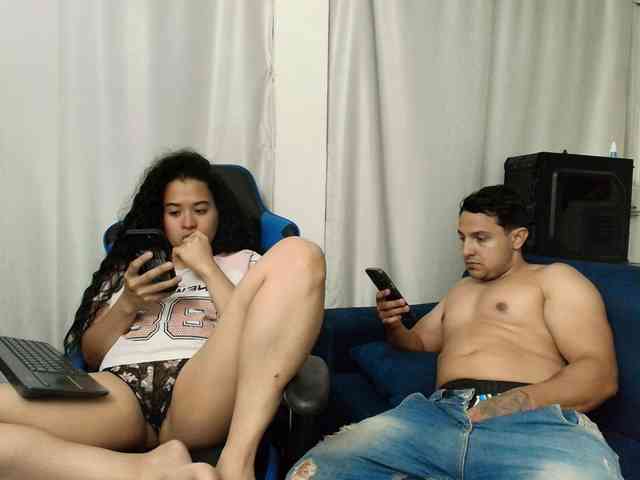 couplee-horny webcam