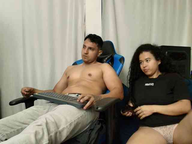 couplee-horny Sex Cam Show