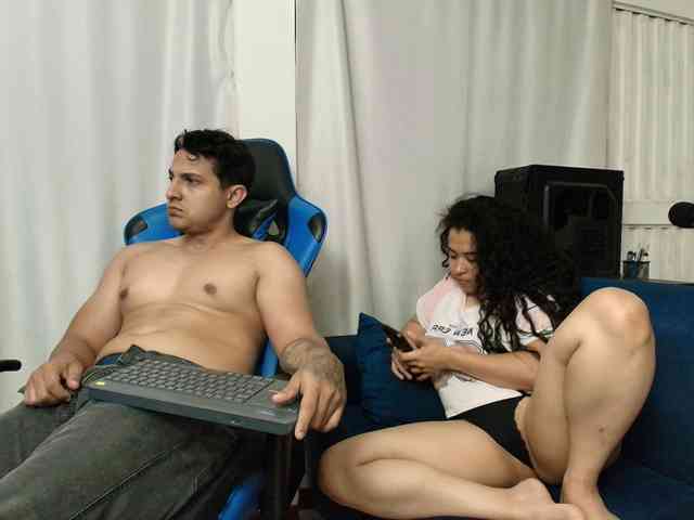 couplee-horny webcam