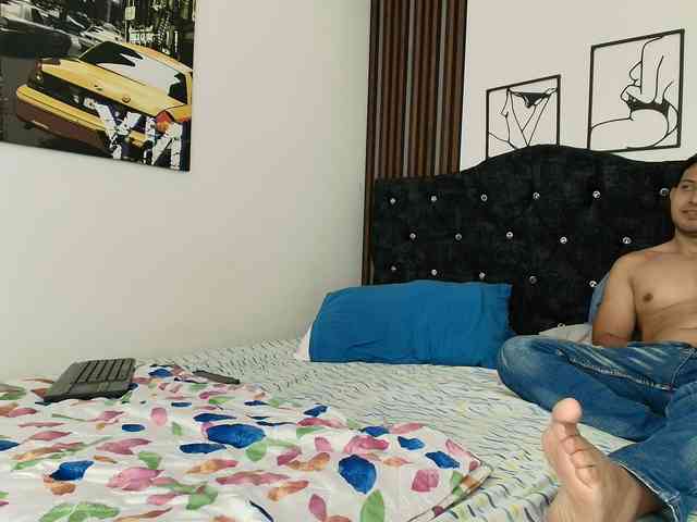 couplee-horny webcam