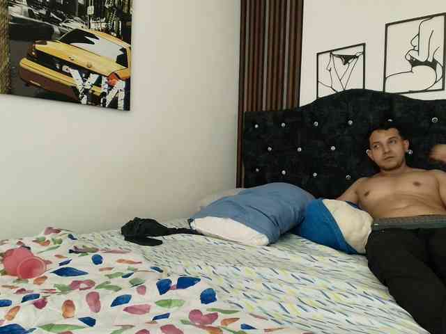 Modelo: couplee-horny