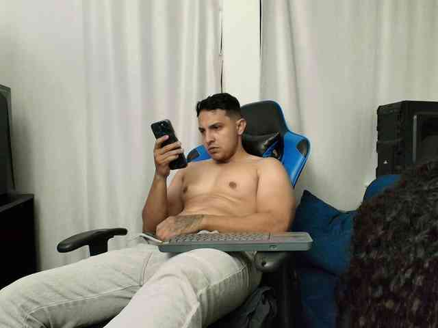couplee-horny Sex Cam Show