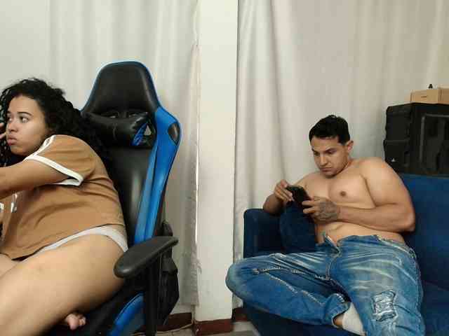 couplee-horny webcam