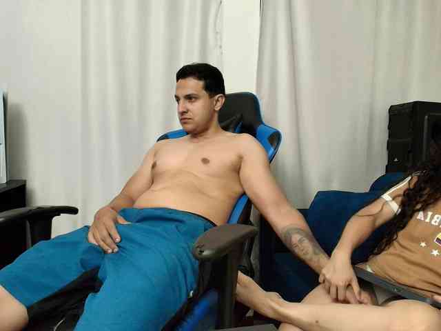 couplee-horny webcam