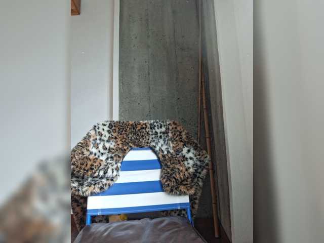 AntoniaDilune live cam