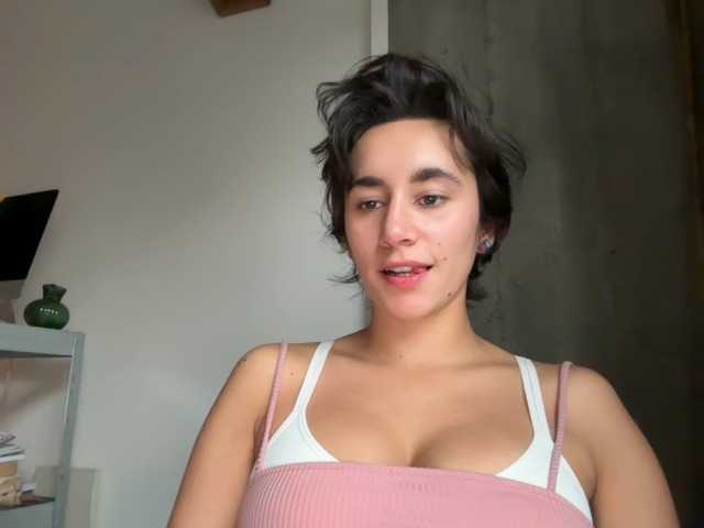AntoniaDilune live cam on BongaCams