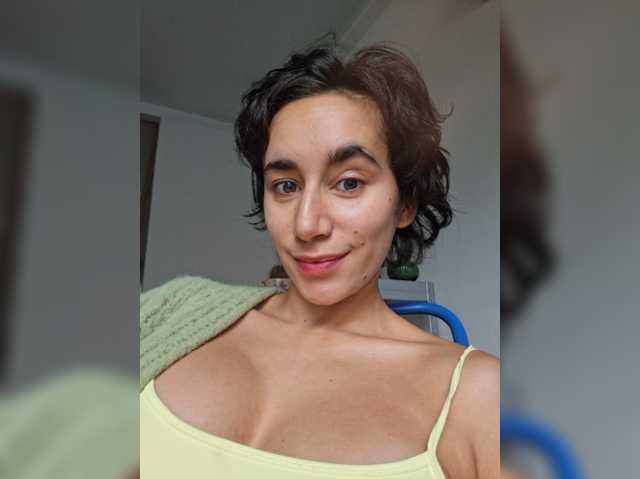 AntoniaDilune live cam on BongaCams
