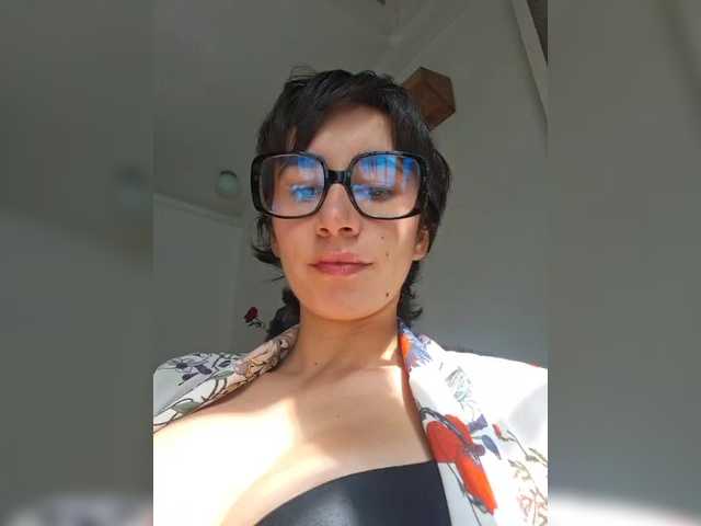 AntoniaDilune live cam on BongaCams