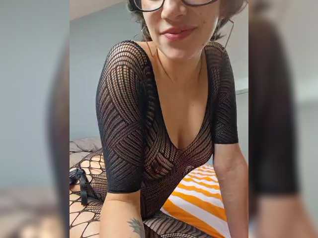 AntoniaDilune live cam on BongaCams