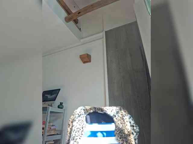 AntoniaDilune webcam