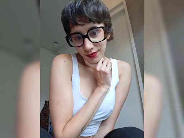 AntoniaDilune webcam
