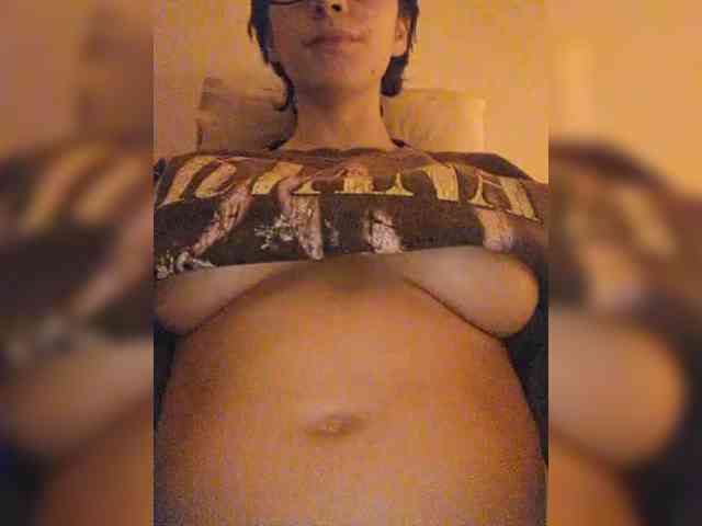 AntoniaDilune webcam