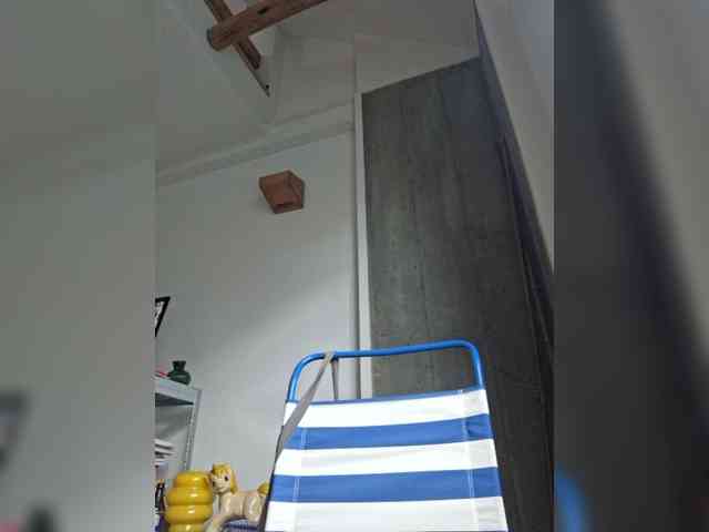 AntoniaDilune webcam