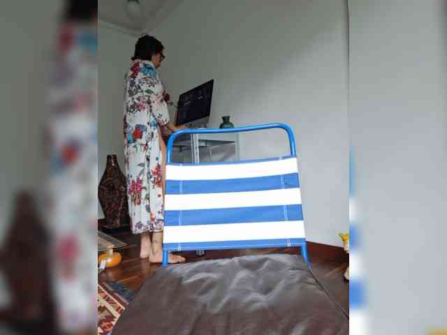 AntoniaDilune webcam