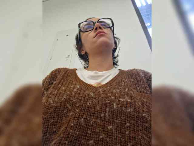 AntoniaDilune webcam