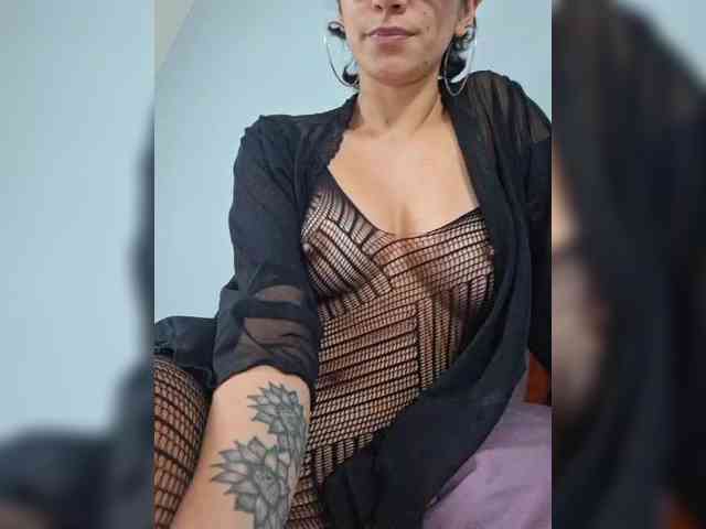 AntoniaDilune webcam