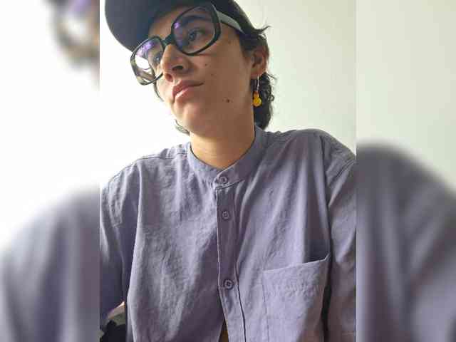 AntoniaDilune webcam