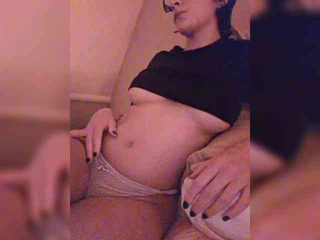AntoniaDilune webcam