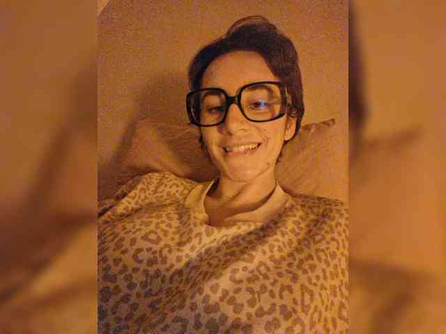 AntoniaDilune webcam