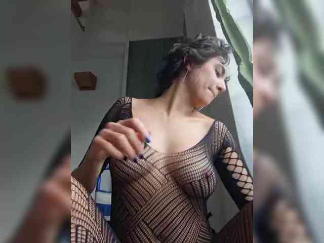 AntoniaDilune webcam
