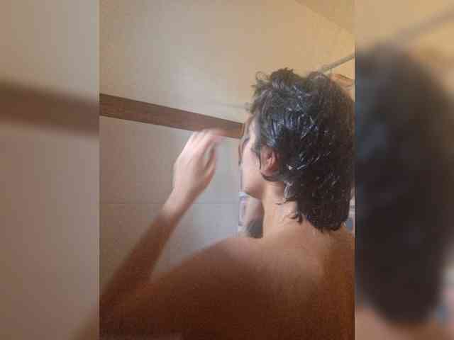 AntoniaDilune webcam