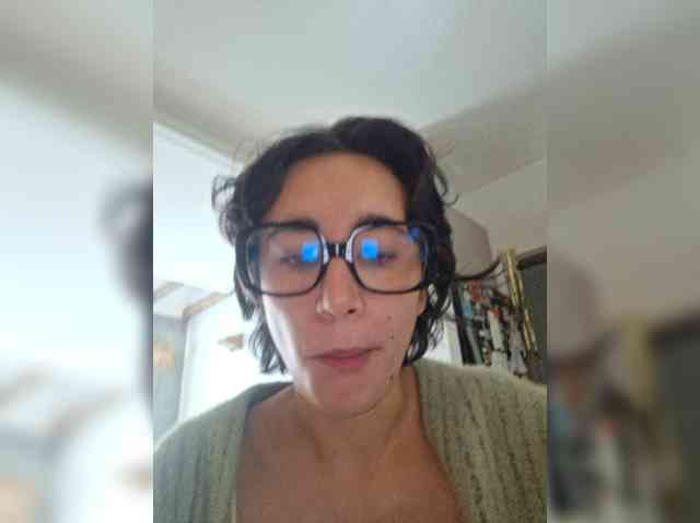 AntoniaDilune webcam