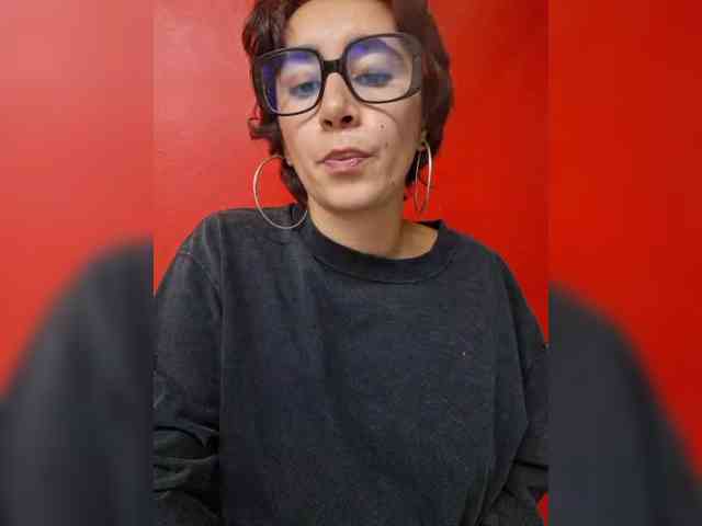 AntoniaDilune webcam