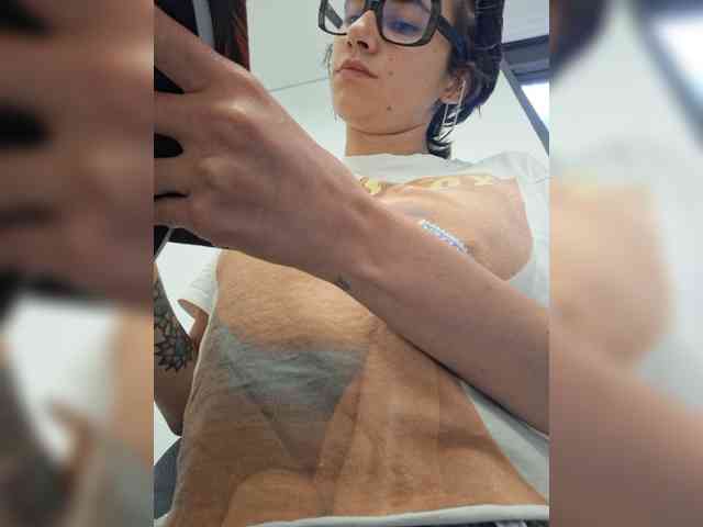 AntoniaDilune webcam