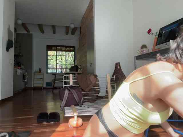 AntoniaDilune webcam