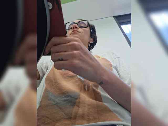 AntoniaDilune webcam
