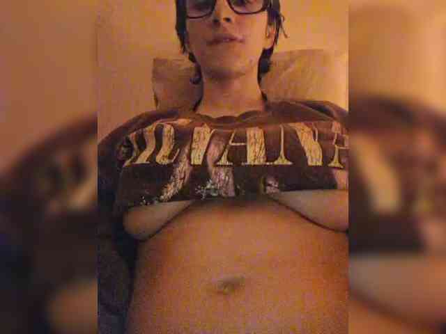 AntoniaDilune webcam