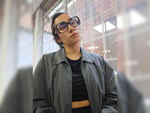 AntoniaDilune webcam