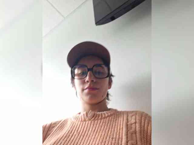 AntoniaDilune webcam