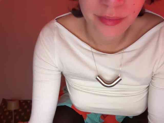 AntoniaDilune webcam