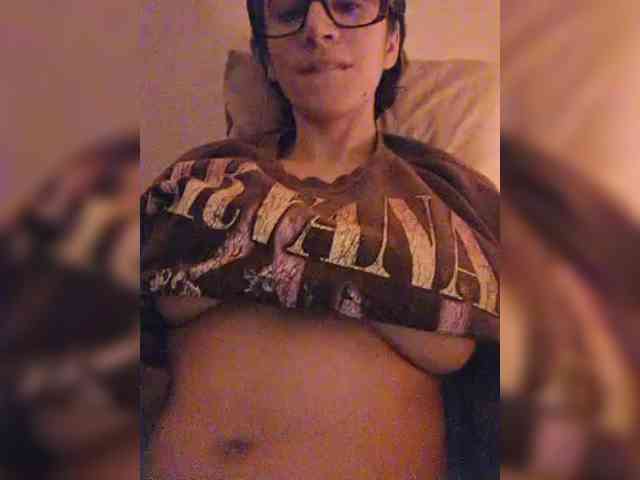 AntoniaDilune webcam