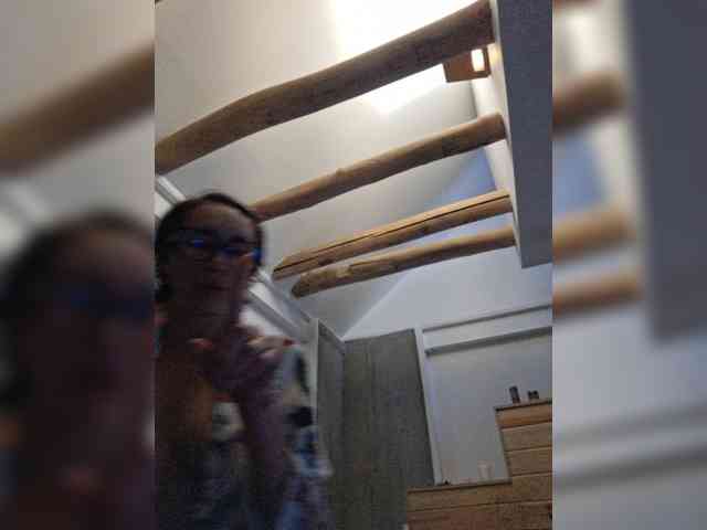 AntoniaDilune webcam