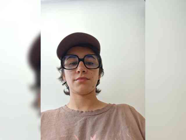 AntoniaDilune webcam