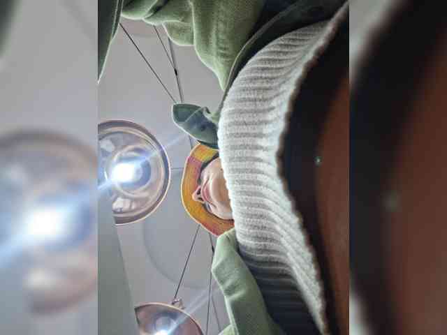 AntoniaDilune webcam