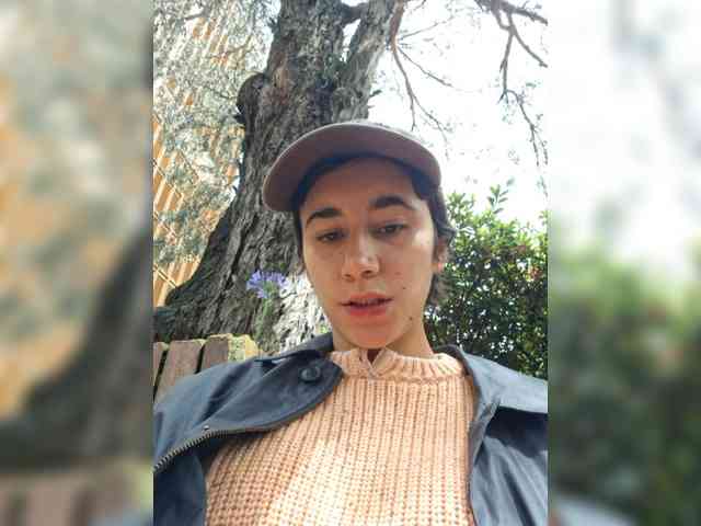 AntoniaDilune webcam