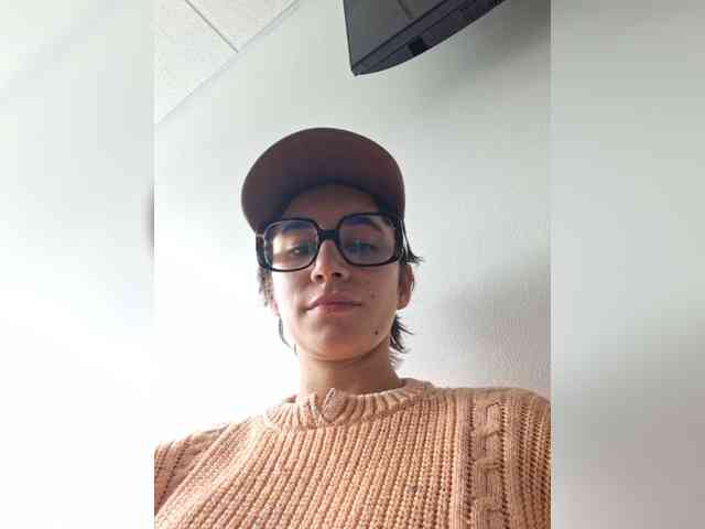 AntoniaDilune webcam