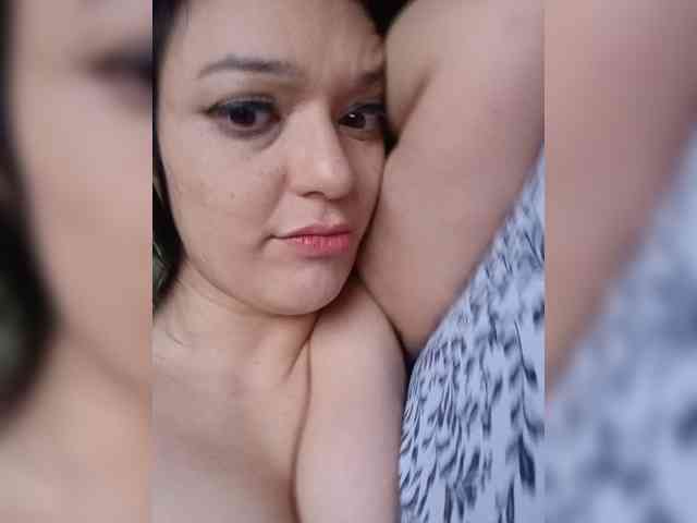 Tastycakes999 webcam