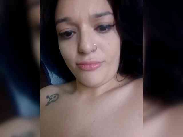 Tastycakes999 webcam