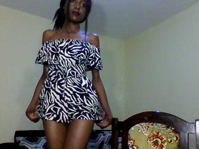 Hunnybee live cam