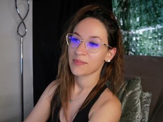 NicoleIris Porn Show